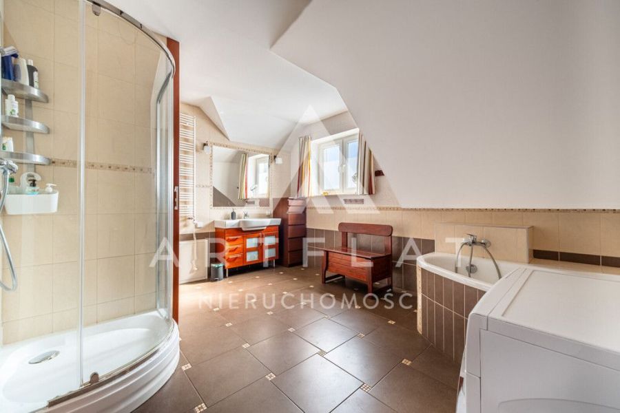 Wyjątkowy dom na dużej działce 1905 m&sup2; –Wiczlino: zdjecie 99216263