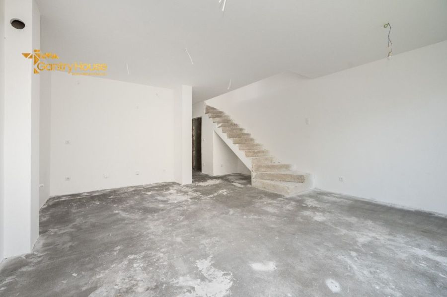 Nowy bliźniak w Dębogórzu z ogrodem: zdjecie 99220293
