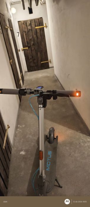 Hulajnoga elektryczna Motus Scooty 10: zdjecie 99224361