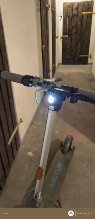 Hulajnoga elektryczna Motus Scooty 10: zdjecie 99224364