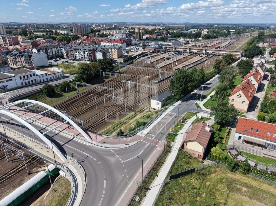 Budynek handlowo-usługowy koło dworca PKP Tczew: zdjecie 99249811