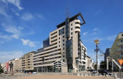 Apartament zaadoptowany na kancelarię w Transatlan