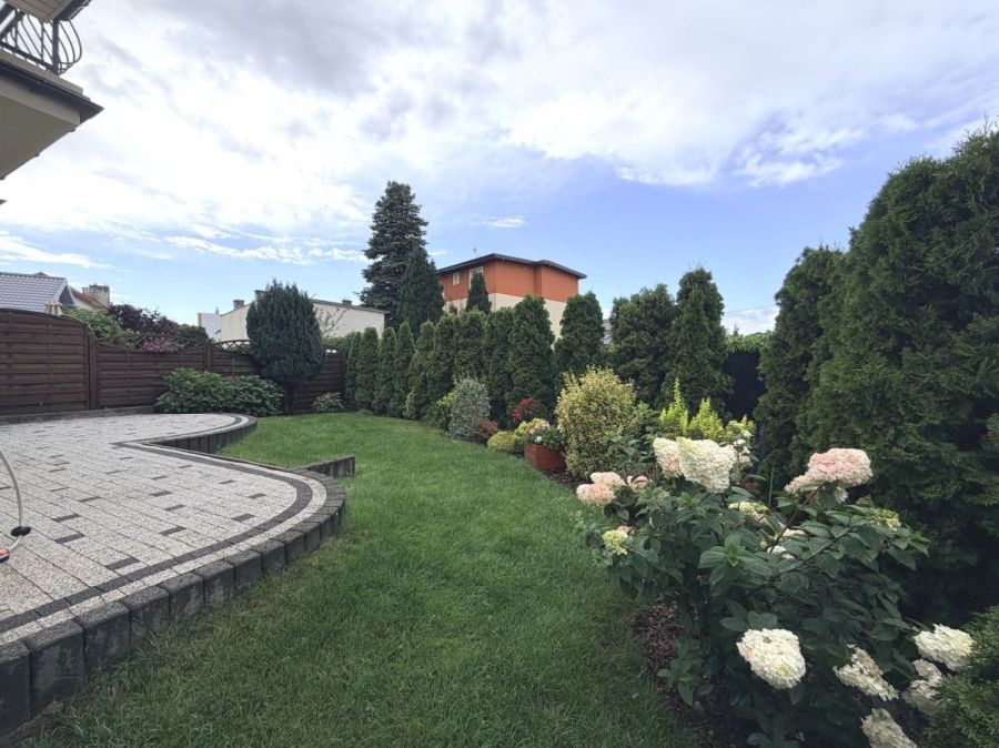 Szereg w Rumi z ogrodem i garażem- 4 pokoje.: zdjecie 99563810