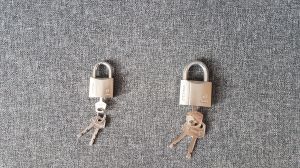 Sprzedam 2 kłódki mosiężne Gerda 3 klucze: zdjecie 66511645