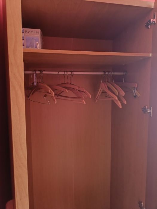 Szafa na ubrania do małego pokoju: zdjecie 99270537