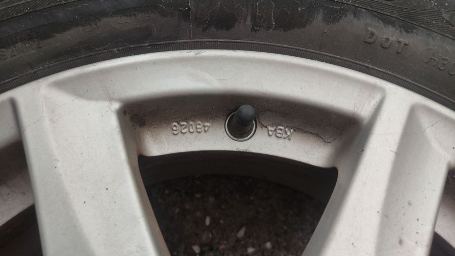 Felgi aluminiowe z oponami r16 kia cee'd: zdjecie 99280305