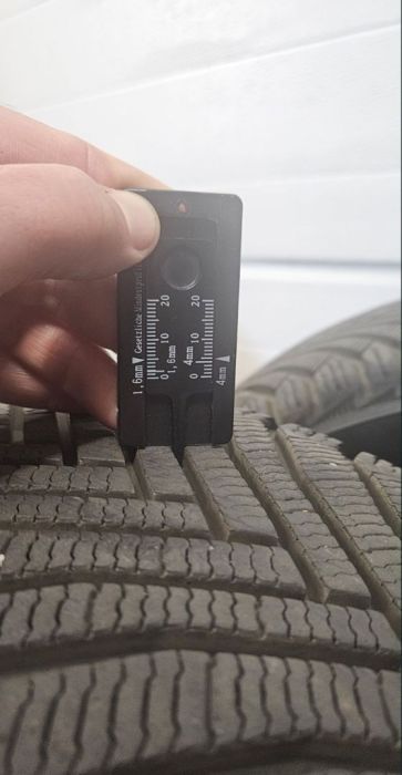 Opony zimowe Michelin Alpin7  rozmiar 215/55 R17 - 2 sezonowe: zdjecie 99284578