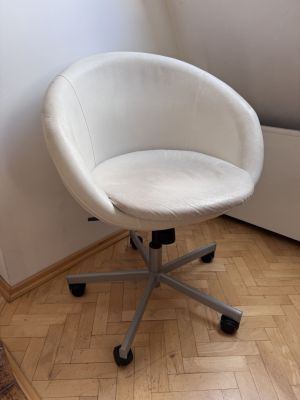 Fotel obrotowy Ikea Skruvsta (biały): zdjecie 66515344