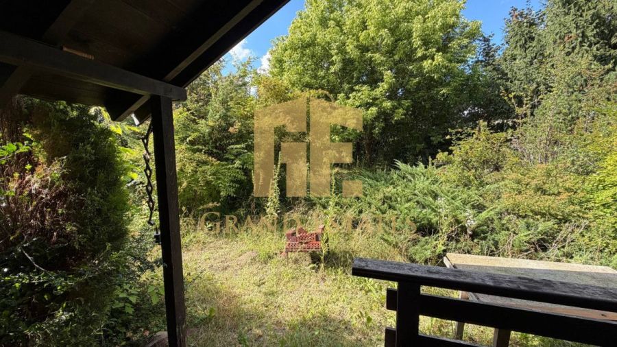 Wolnostojący dom z ogrodem i dużym potencjałem: zdjecie 99289074