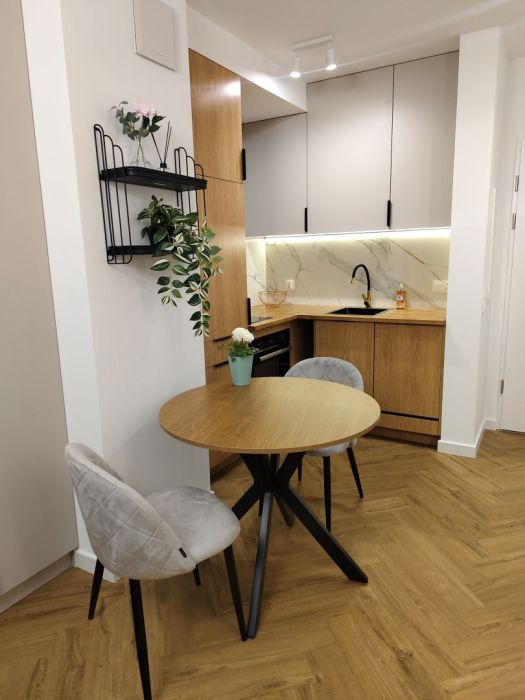 Mieszkanie dwupokojowe z balkonem, piwnica i miejscem postojowym: zdjecie 99293414