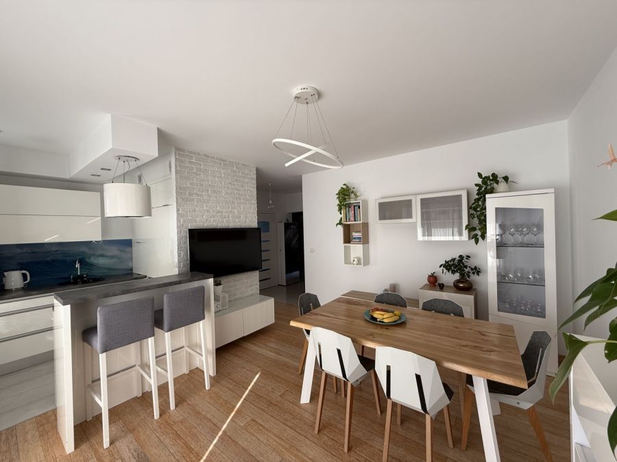 Przestronne 90 m2| 2 miejsca garażowe, zieleń, blisko starówki