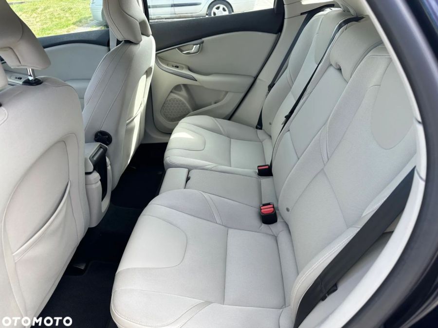 Volvo V40 D3 Momentum, kamera , klimatronic, wymieniony rozrząd: zdjecie 99332624