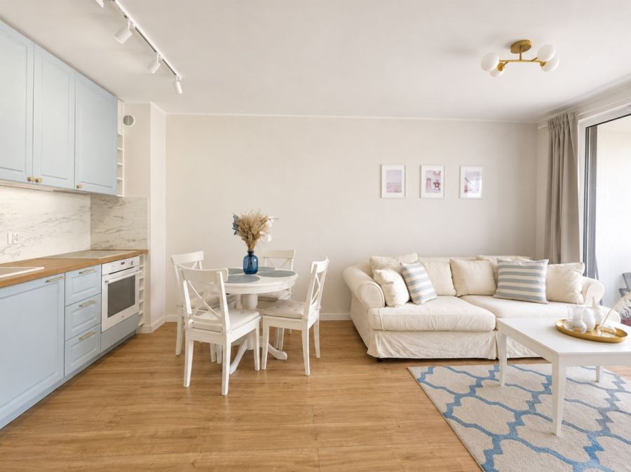 3 pokoje, 49 m&sup2;, budynek z 2023 r., balkon