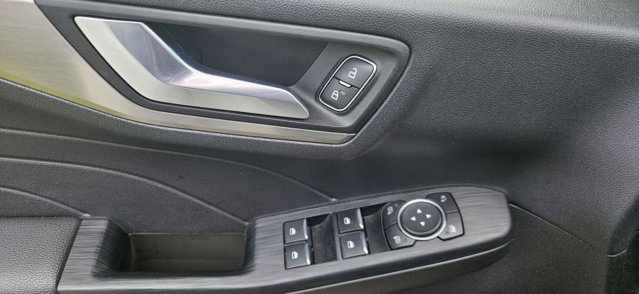 Ford Kuga pierwsz właściciel serwisowana w ASO: zdjecie 99360370