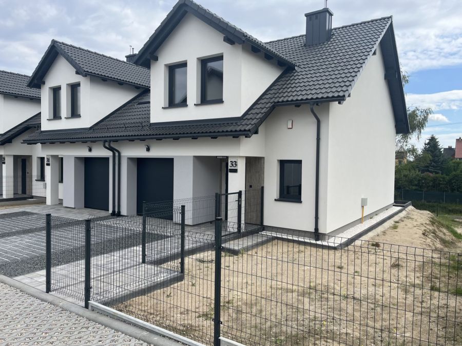 Dom z garażem I Super Lokalizacja I Duża Działka !!!