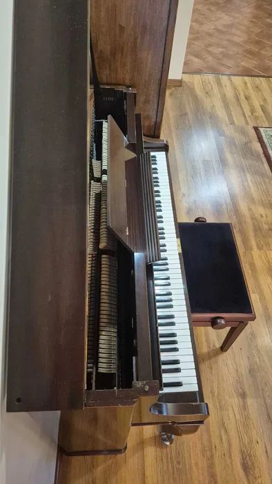 Pianino August Förster - używane, stan dobry: zdjecie 99365360