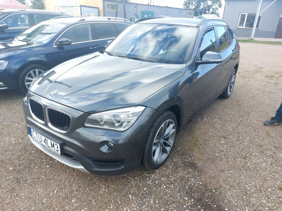 BMW X1