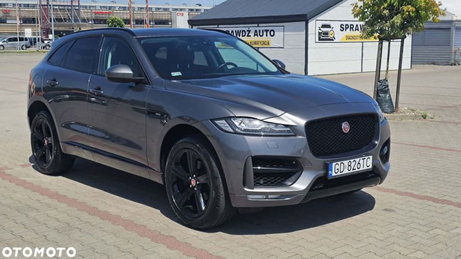 Jaguar F-Pace
