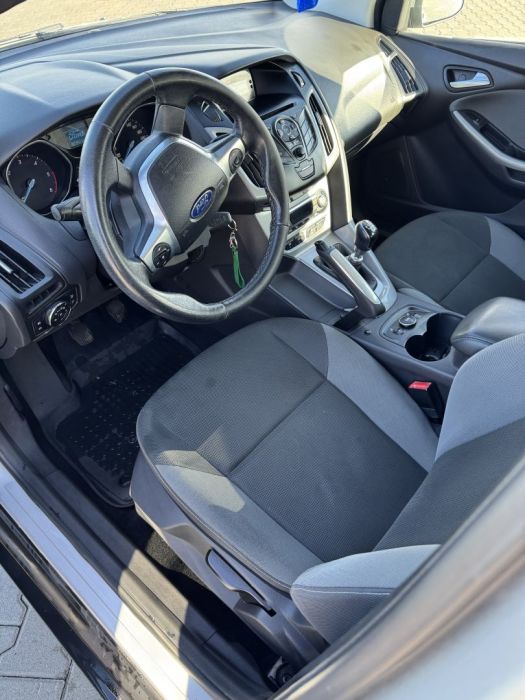 Ford Focus MK3: zdjecie 99377292