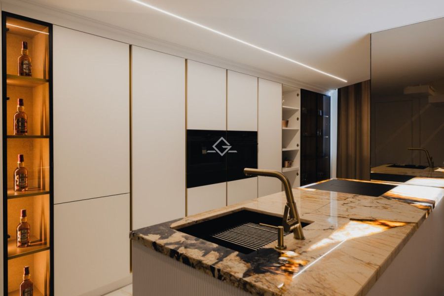 widok na Motławę sufity 4,7 m loft premium: zdjecie 99380861