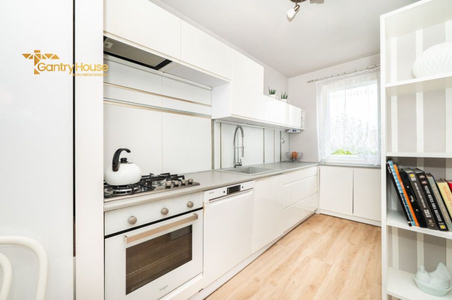 3 pokoje z dużym balkonem i piwnicą 5 m&sup2;: zdjecie 99382690