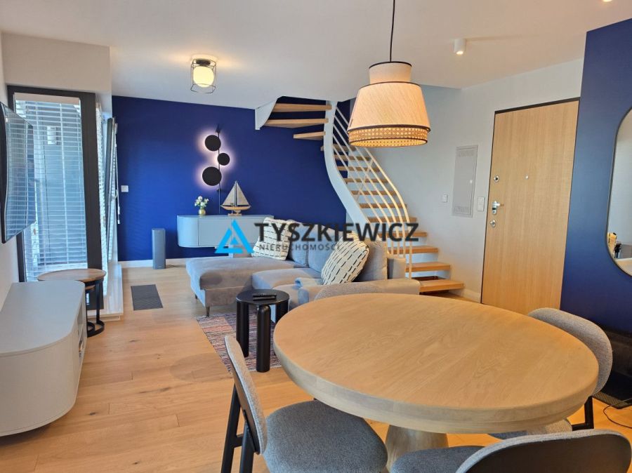Dwupoziomowy apartament w Awanport | 200 m od morz
