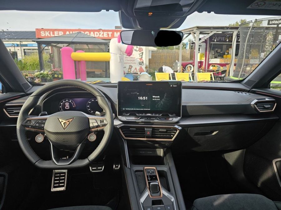 Wynajem Aut/Cupra Formentor/Brak Limitu KM/ 300zł doba/2026R: zdjecie 99389626