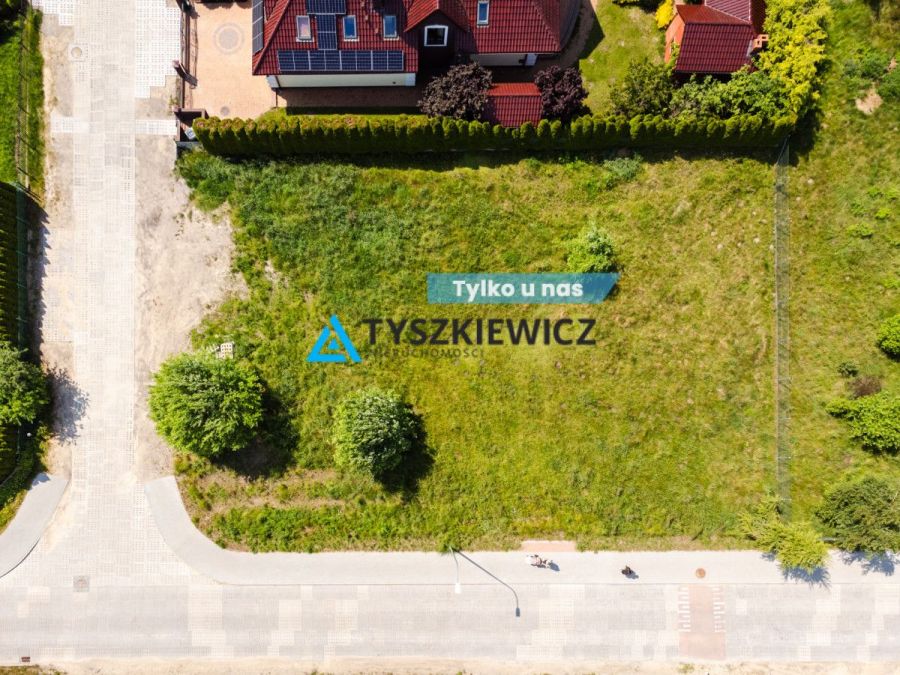 Uzbrojona działka 1023 m&sup2; | projekt domu w cenie