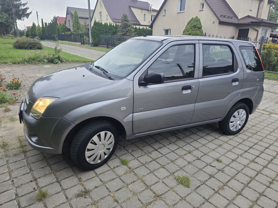 Suzuki Ignis