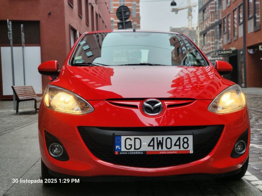 Mazda 2