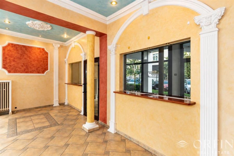 Lokal handlowo-usługowy w centrum Gdyni - 62 m2