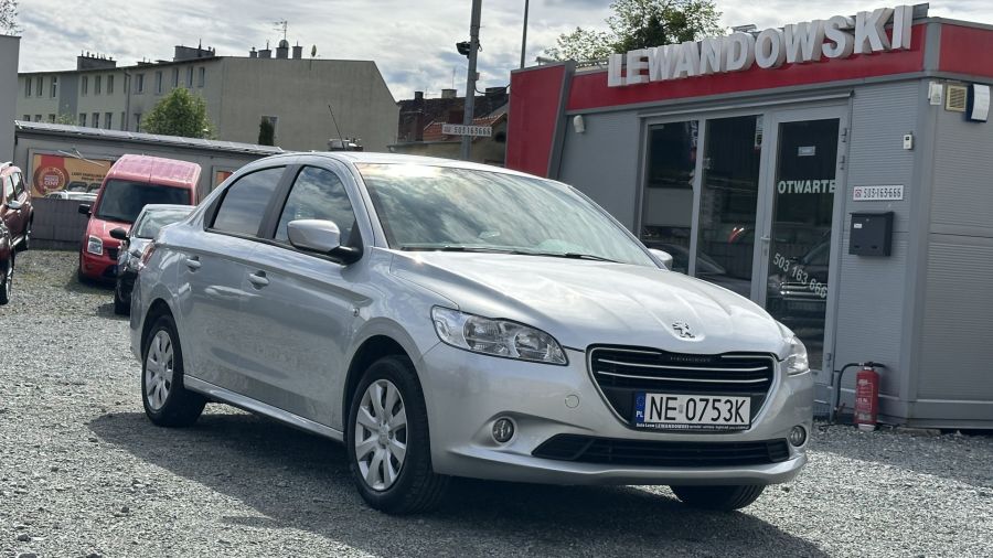 Peugeot 301