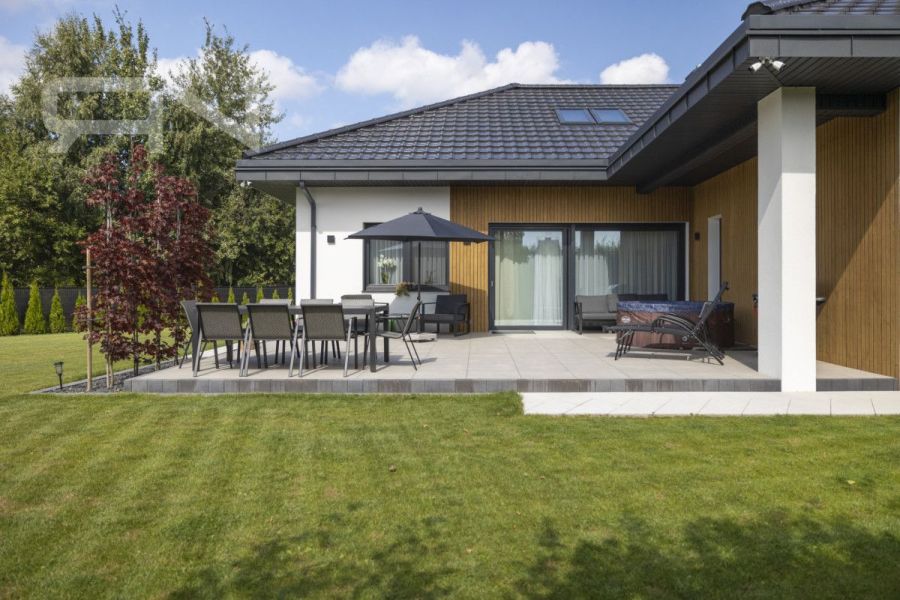 Parterowy dom wykończony w wysokim standardzie: zdjecie 99417022