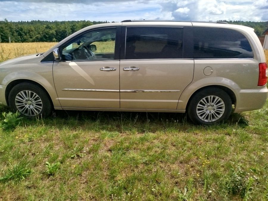 Chrysler Town & Country