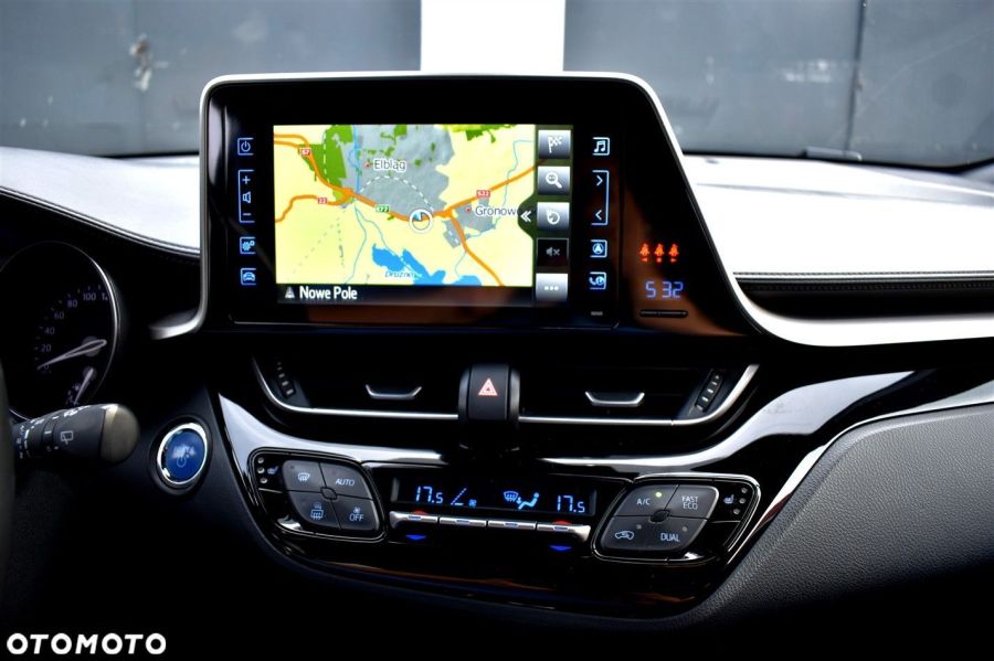Toyota C-HR Style Selection: zdjecie 99418720