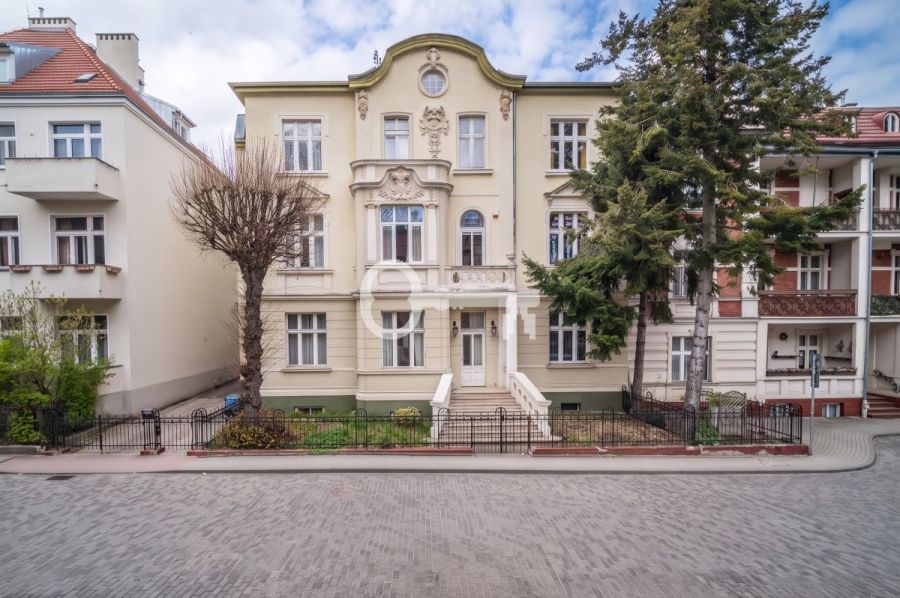 Ciche mieszkanie w kameralnej kamienicy, Sopot