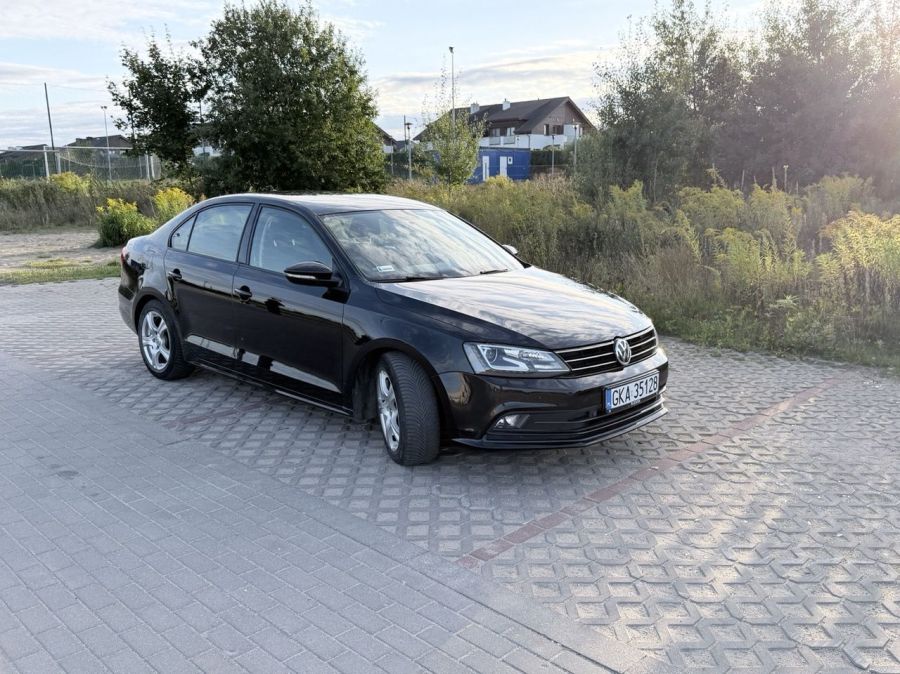 Volkswagen Jetta VI