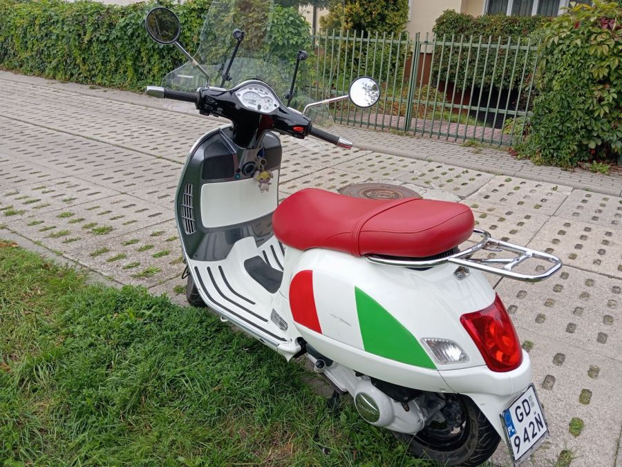 Sprzedam Vespa im GTS 125: zdjecie 99439533