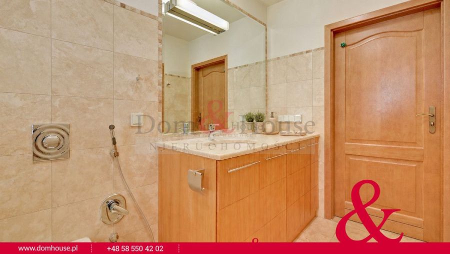 Kameralny budynek, osobna kuchnia, garderoba: zdjecie 99440386
