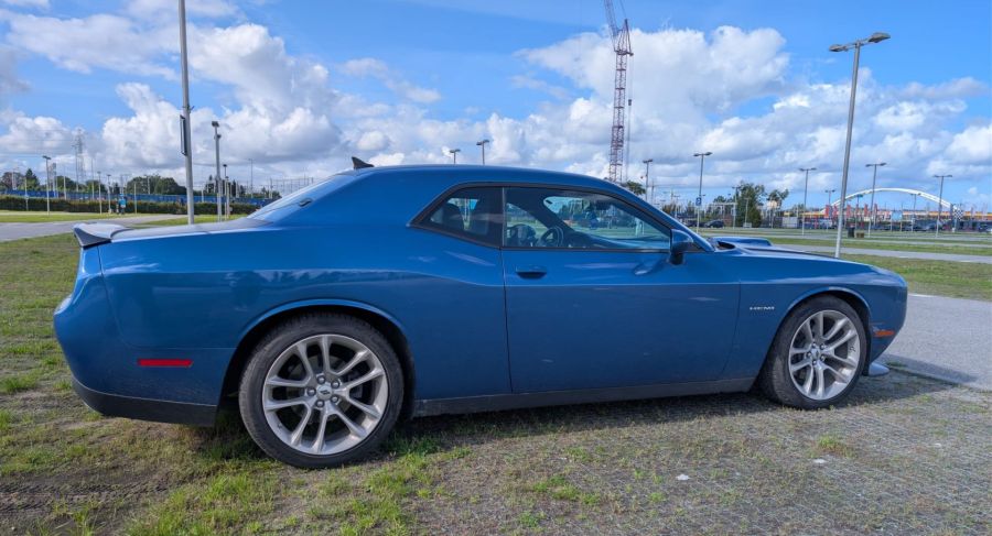 Dodge Challenger