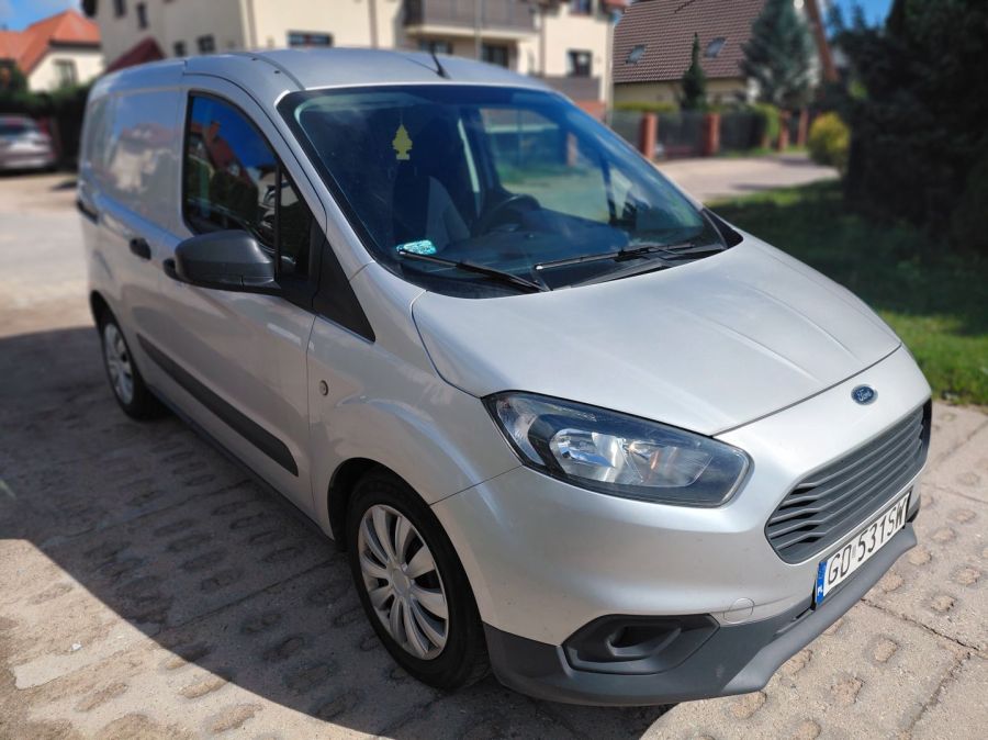 Ford Courier