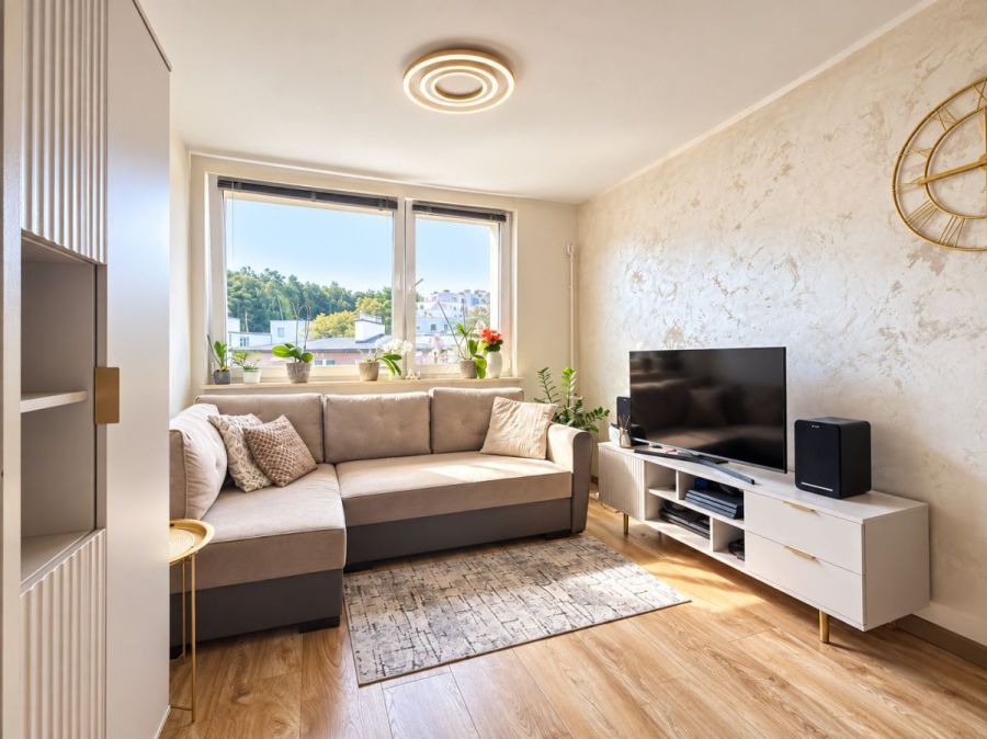 3 pokoje | 50,8 m&sup2; | balkon | osobna kuchnia