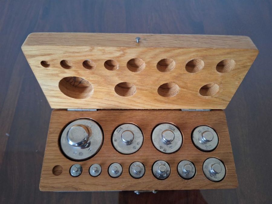 Zestaw 11 odważników w drewnianym etui Vintage Mechanika Precyzyjna: zdjecie 99460105