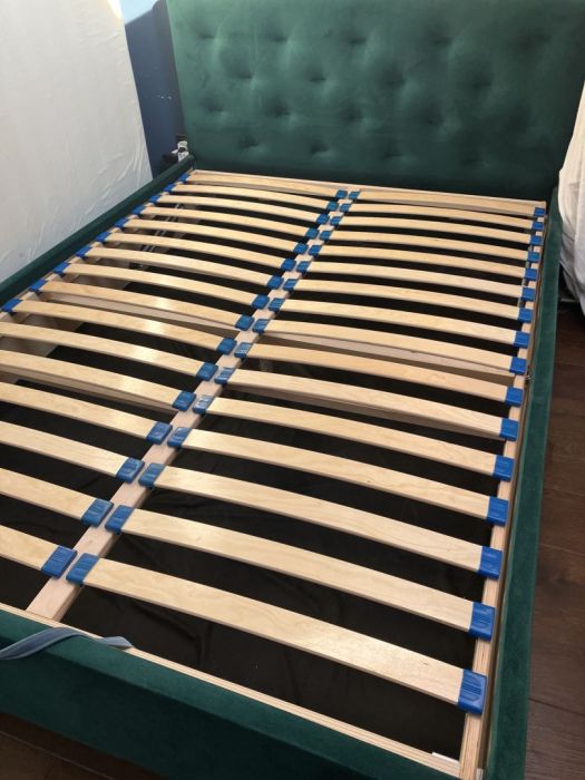 Tapczan + dwie okrągłe pufy na nóżkach: zdjecie 99464560