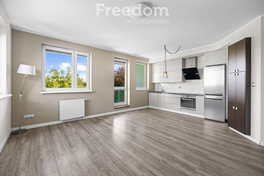 Funkcjonalne 2 pokoje z balkonem | kom. lok
