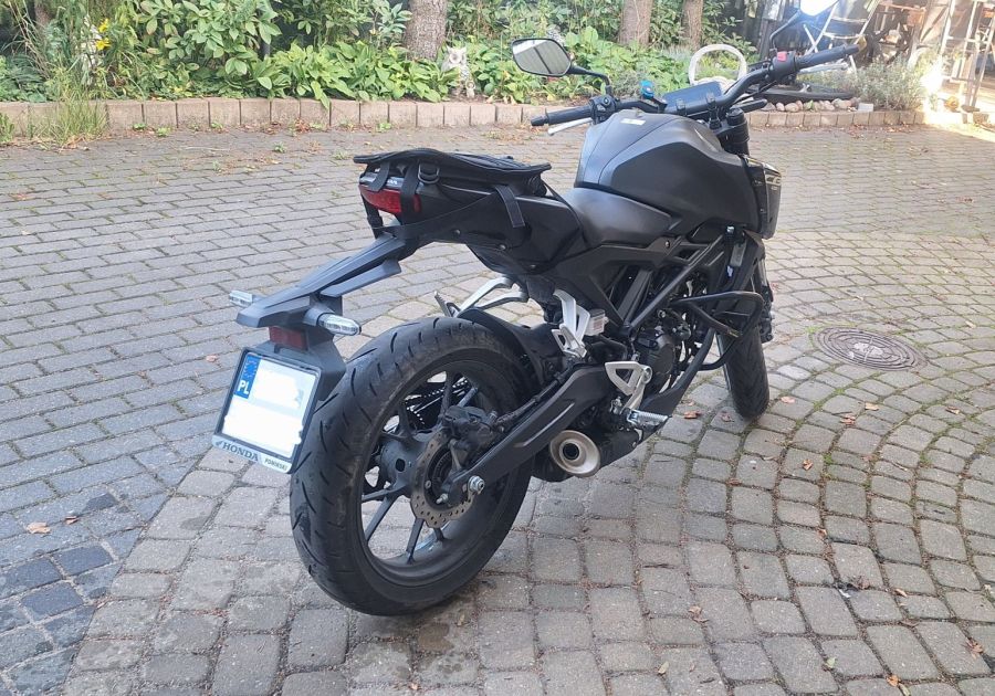 Honda CB125R 2025 | 8300 km | salon PL | 1 właścic: zdjecie 99475341