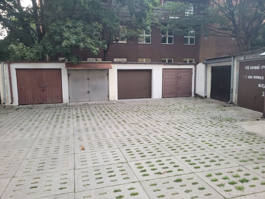 Wynajmę garaż murowany-20m2 w świetnej lokalizacji: zdjecie 99480505