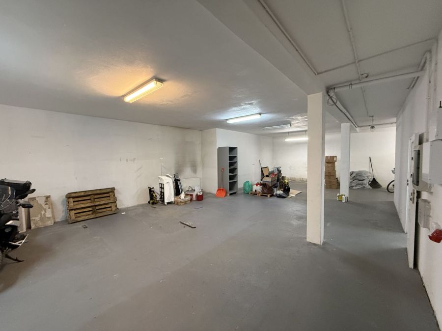 Magazyn 200 m2 Mały Kack