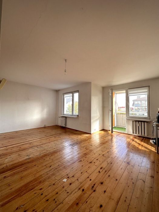 2 pokoje lub 3, słoneczne z balkonem