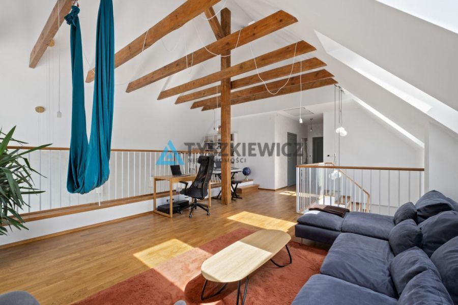 Dom przy terenach zielonych, nowoczesna bryła: zdjecie 99487101